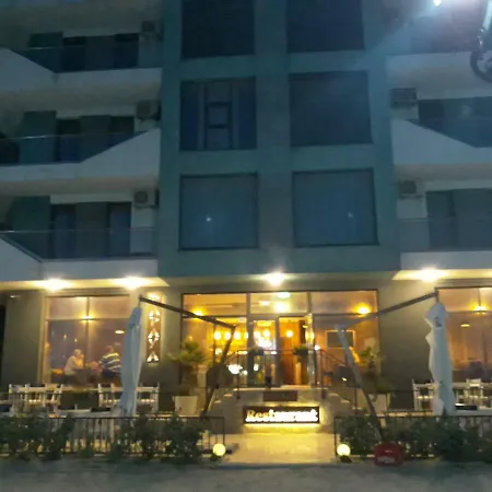 Apartament Turqouise Papaya Apartament *